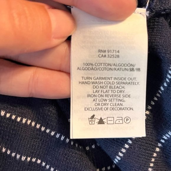 Armani Exchange Sweater NWT - Picture 3 of 6